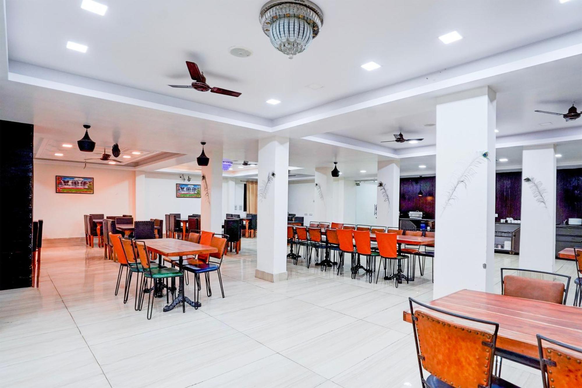 Super Townhouse Mall Road Near Library Chowk 穆索里 外观 照片